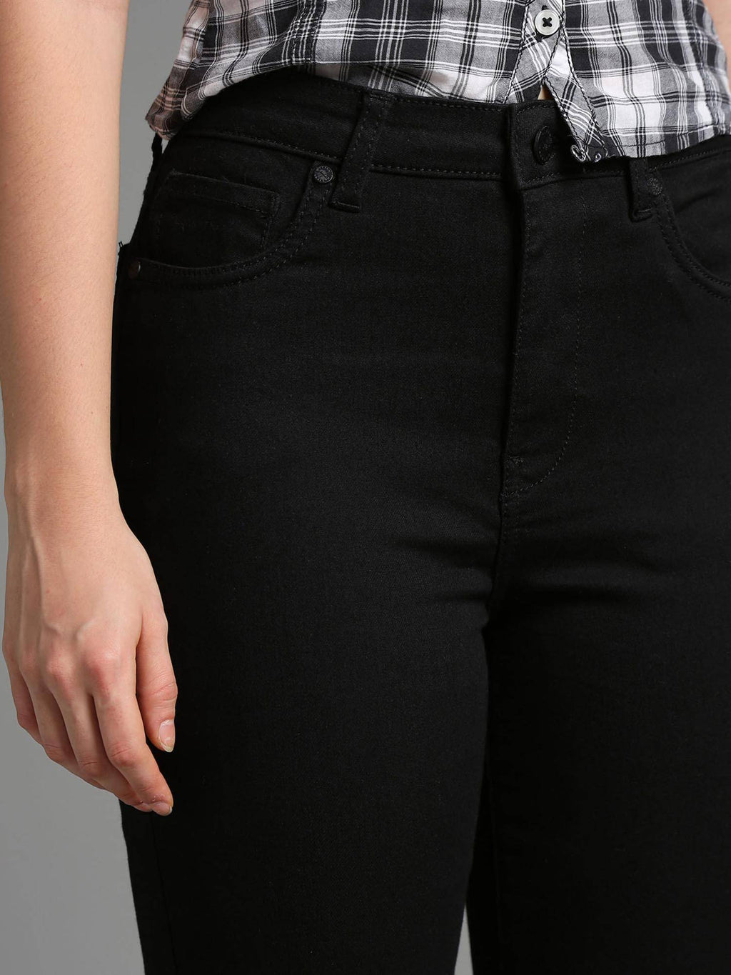 Women Black Cotton Solid Flared Jeans | BG78 - view 7