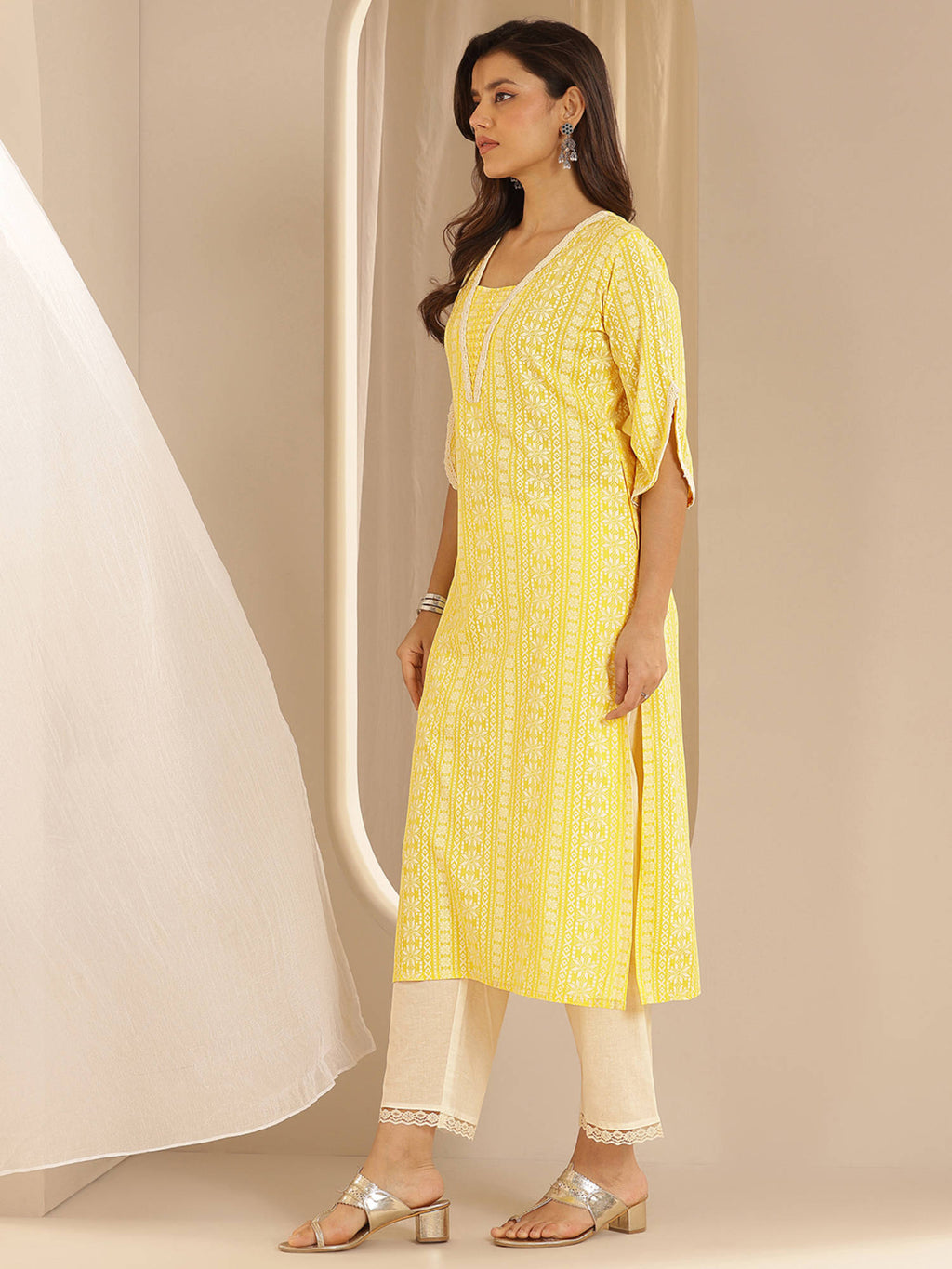 Yellow Ethnic Motif Printed Straight Kurta | FY93 - view 3