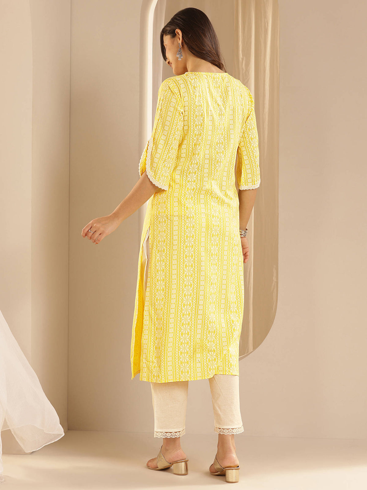 Yellow Ethnic Motif Printed Straight Kurta | U3S - view 4