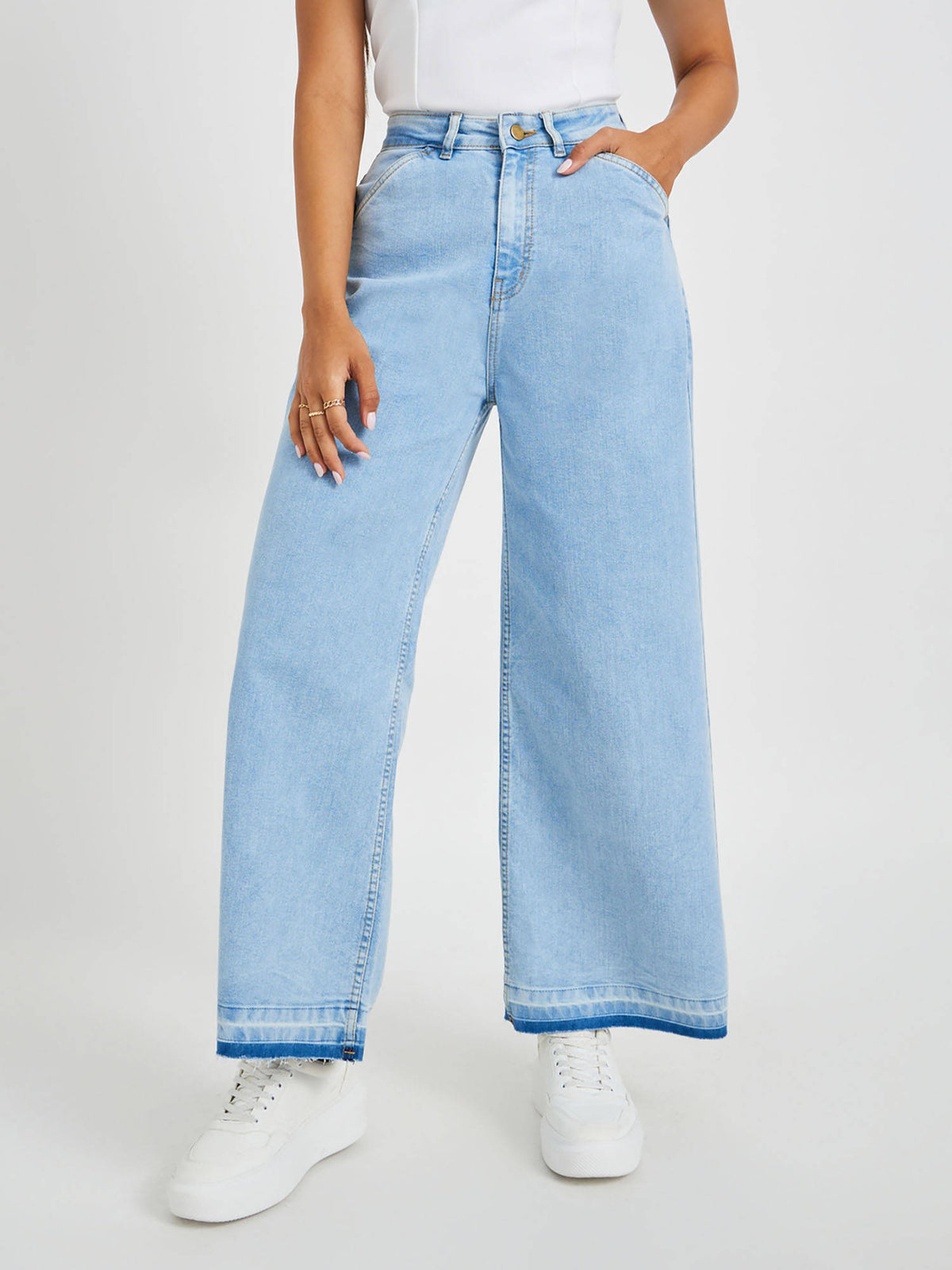 Blue Solid Relaxed Fit Jeans | RF89 - view 1