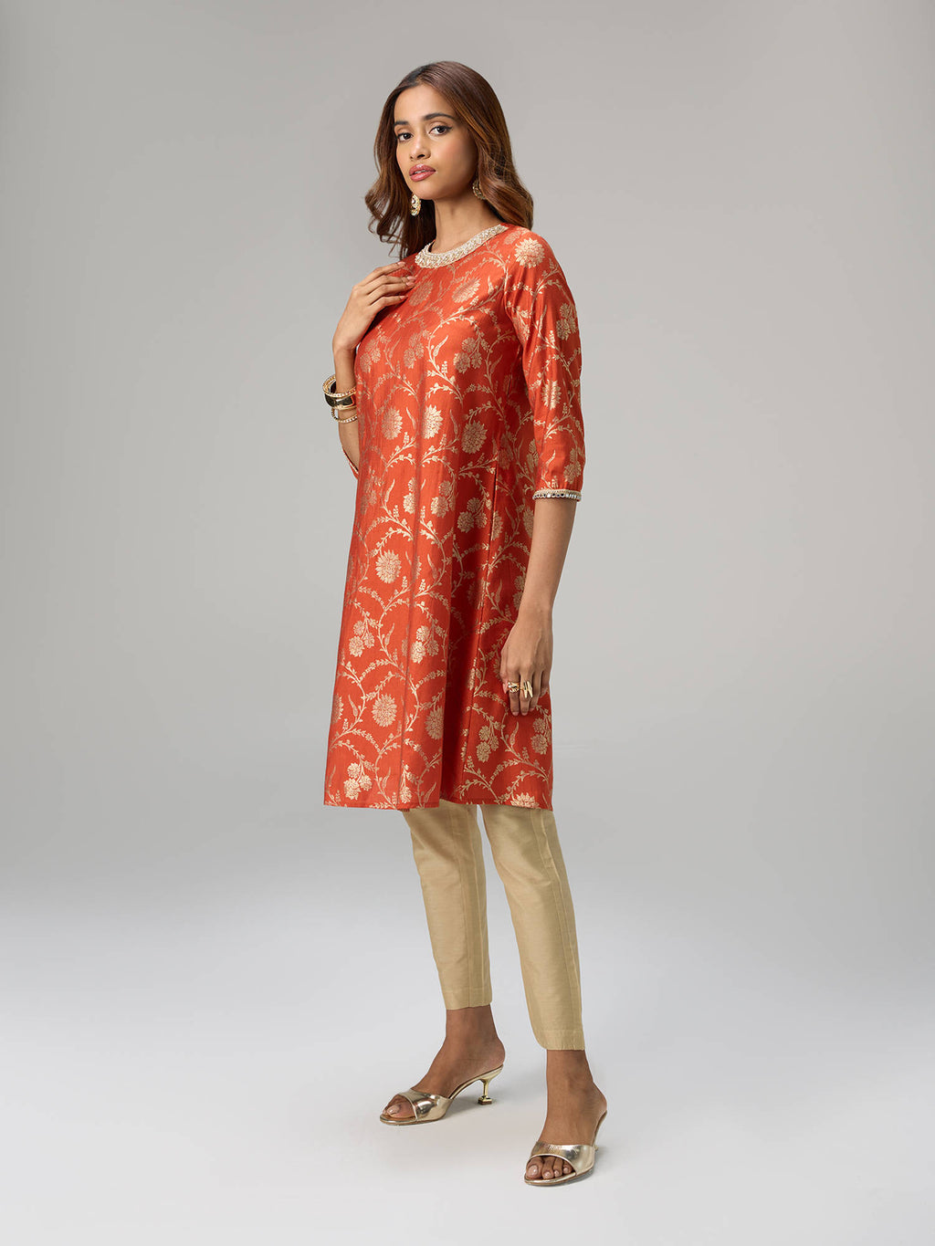 Off White Gadhwal Foil Printed Embellished Neck Kurta Brigade Bride | FY93 - view 38
