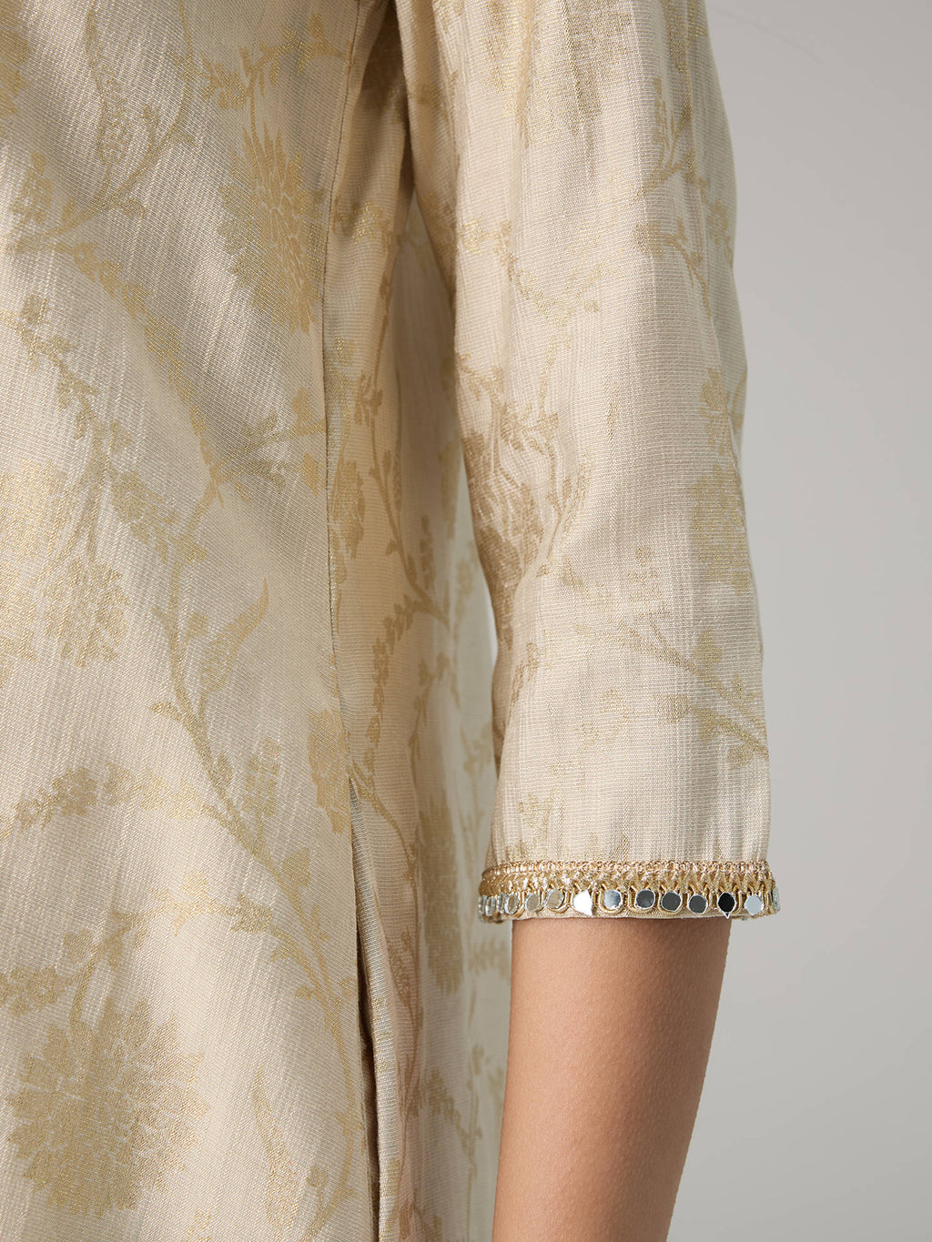Off White Gadhwal Foil Printed Embellished Neck Kurta Brigade Bride | U3S - view 7