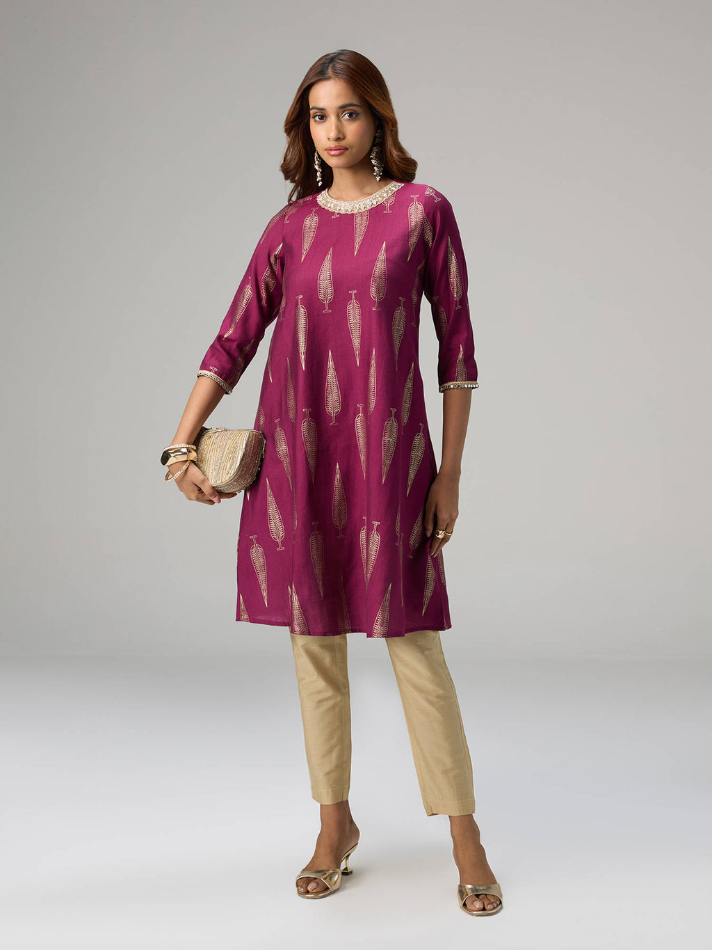 Off White Gadhwal Foil Printed Embellished Neck Kurta Brigade Bride | U3S - view 9