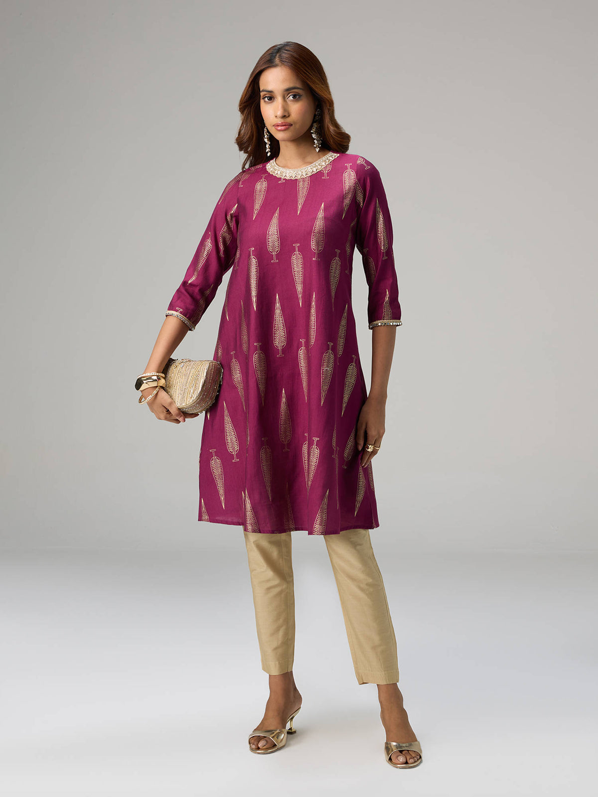 Off White Gadhwal Foil Printed Embellished Neck Kurta Brigade Bride | U3S - view 9