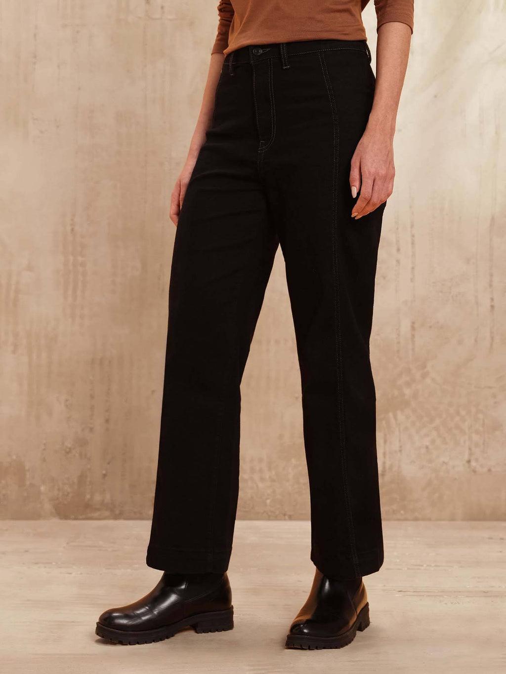 Black High Rise Straight Fit Jeans | ST23 - view 4