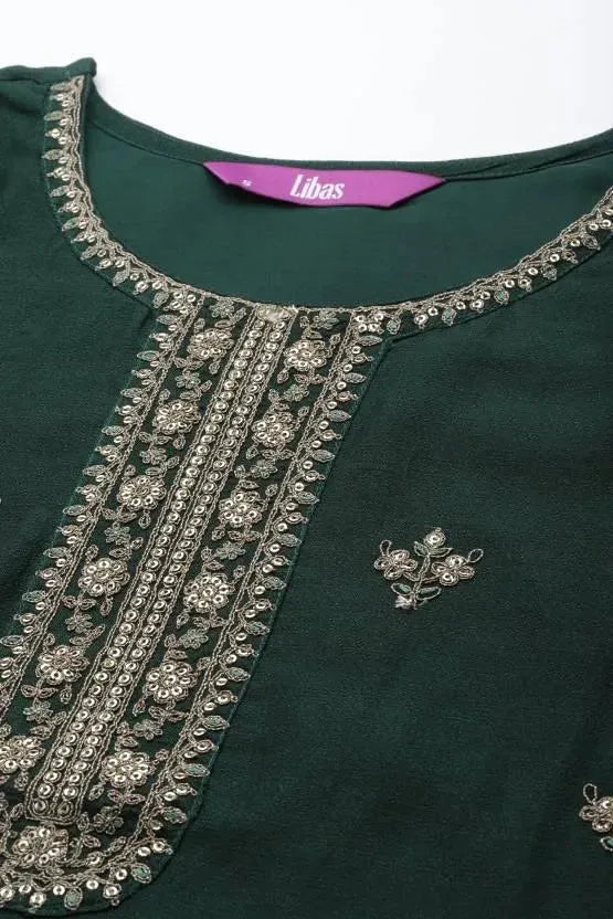 Gerua Green Yoke Design Silk Kurta