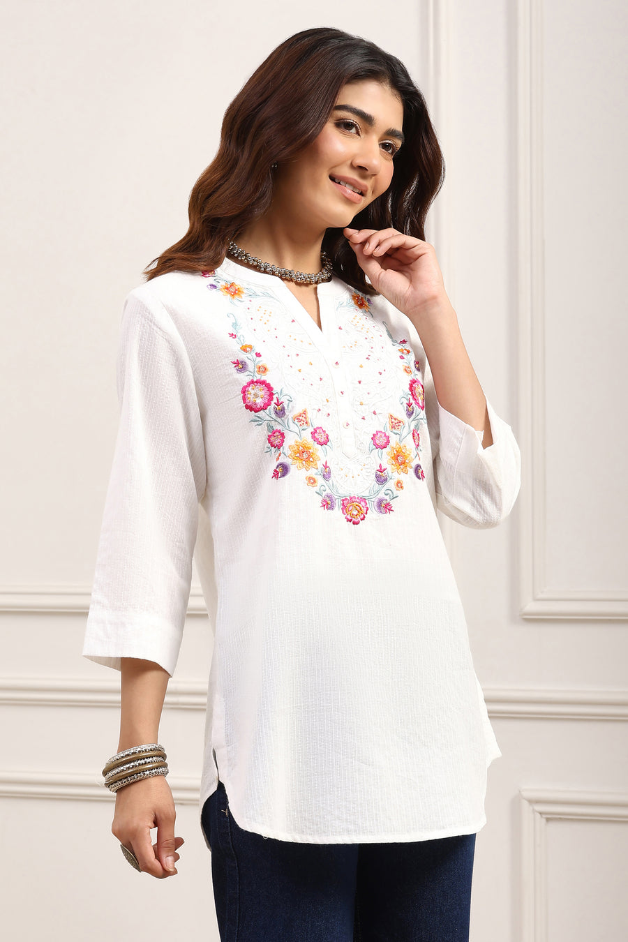 White Cotton Floral Embroidered Straight Kurti K60