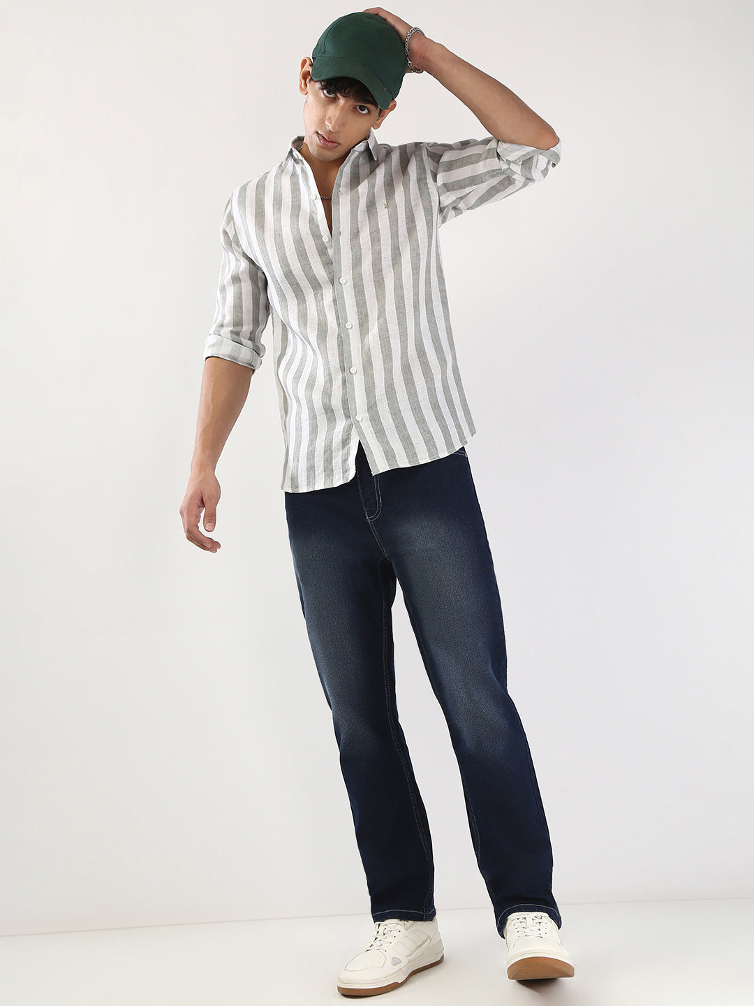Men's Dark Blue Straight Fit Washed Jeans Stretchable