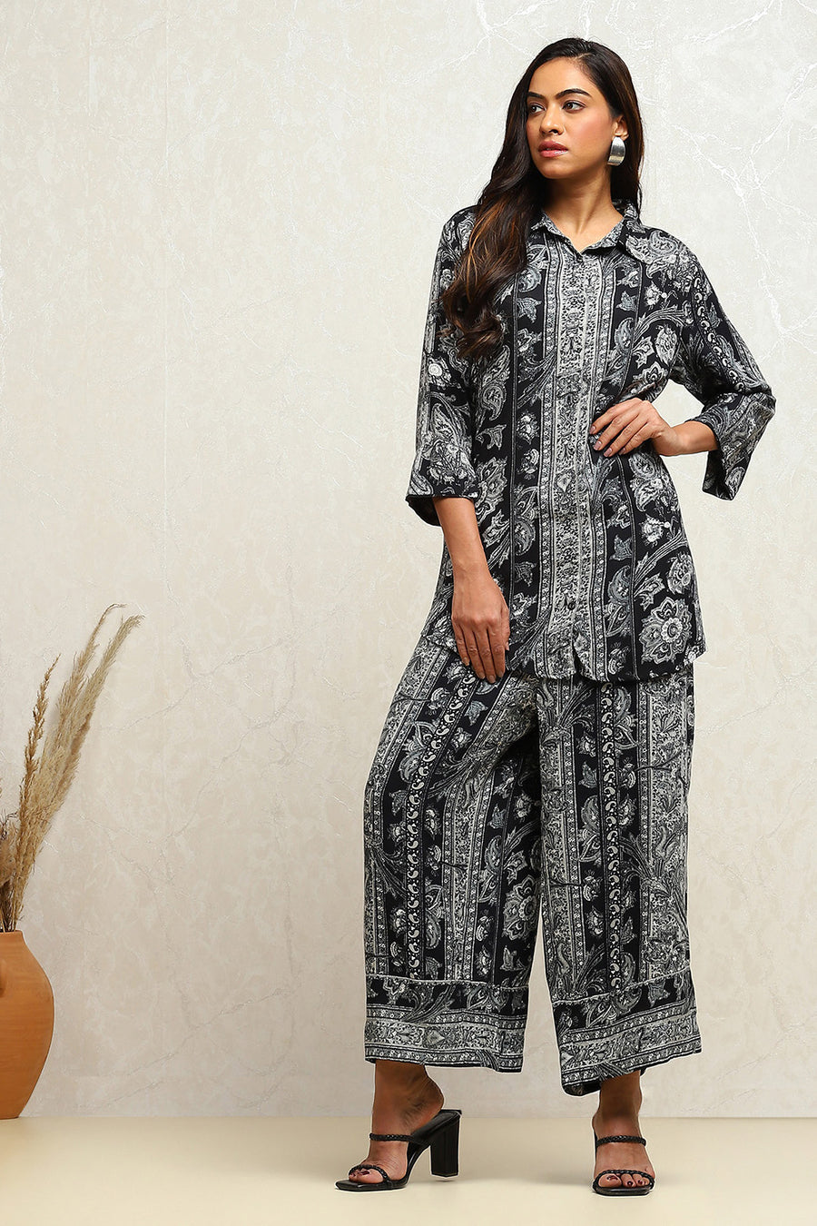 Black Printed Shirt-Style Kurti Co-ord Set CO87