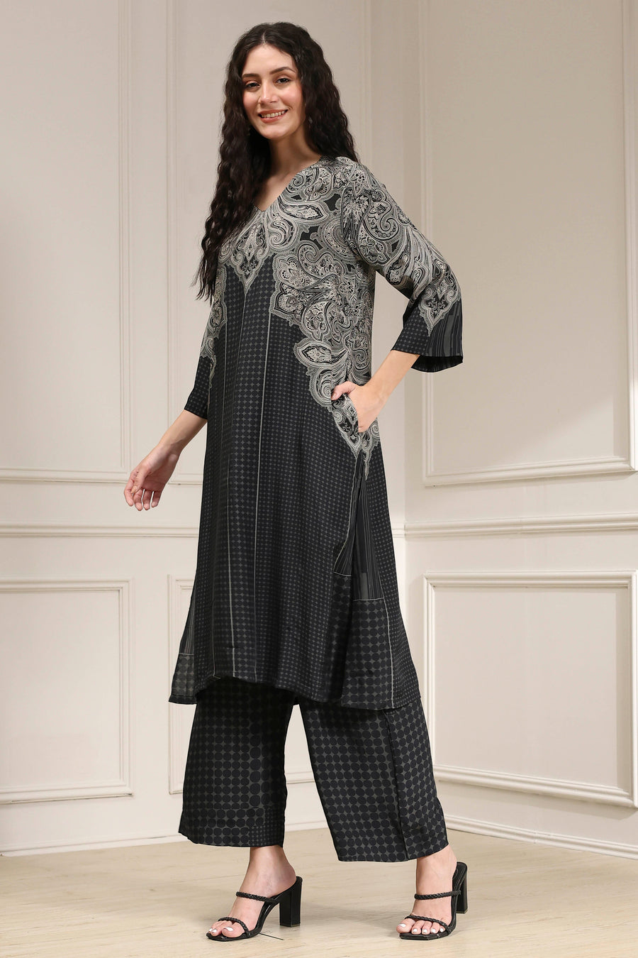 Black Printed Straight Kurta Set CO87