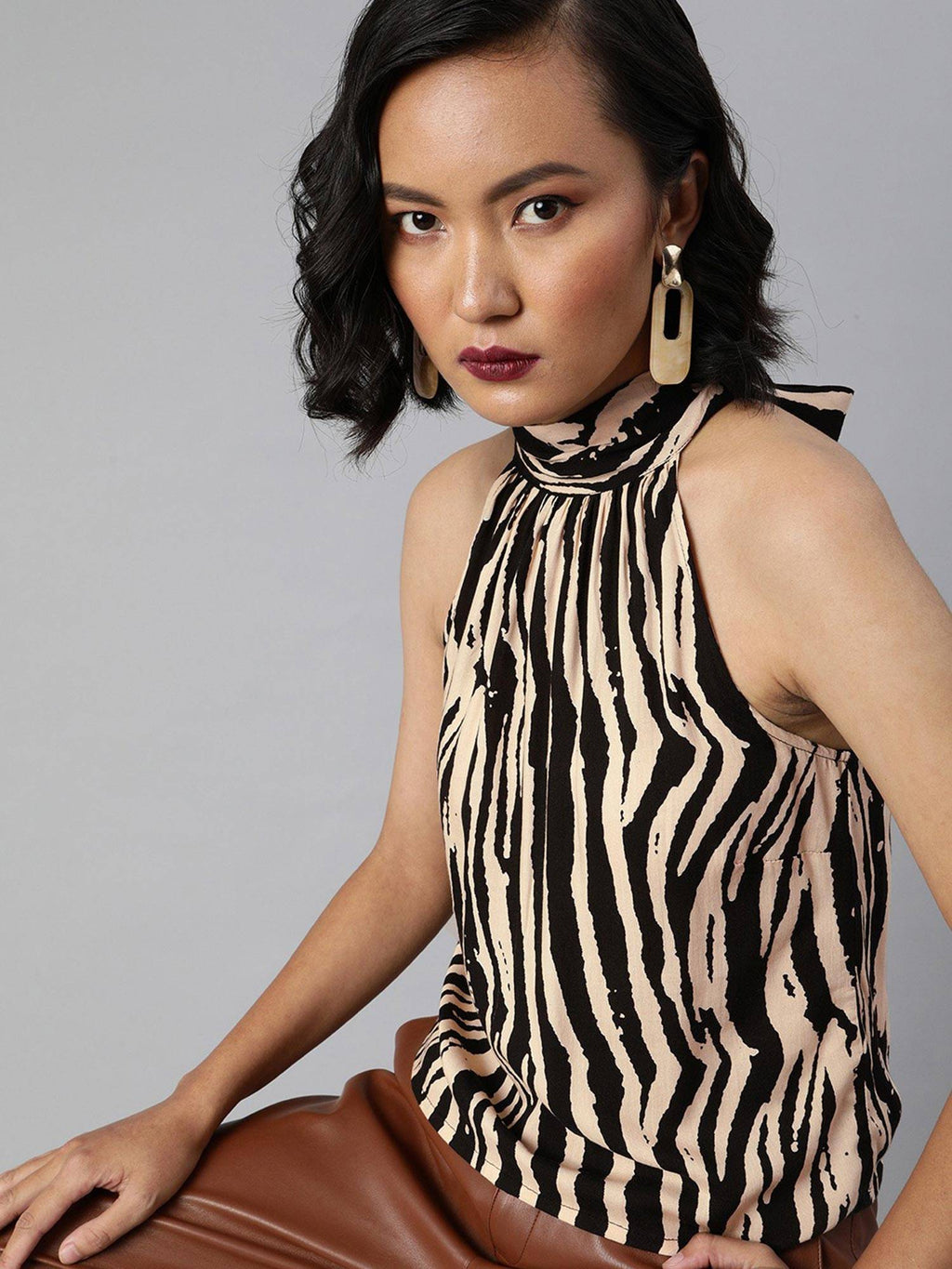 Black Animal Print Top | HT67 - view 3