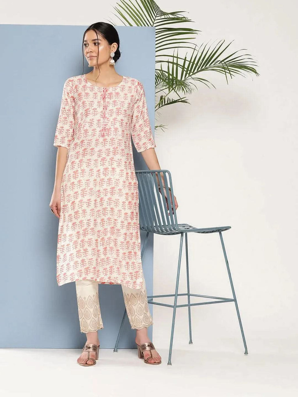 Gerua Peach Printed Silk Straight Kurta