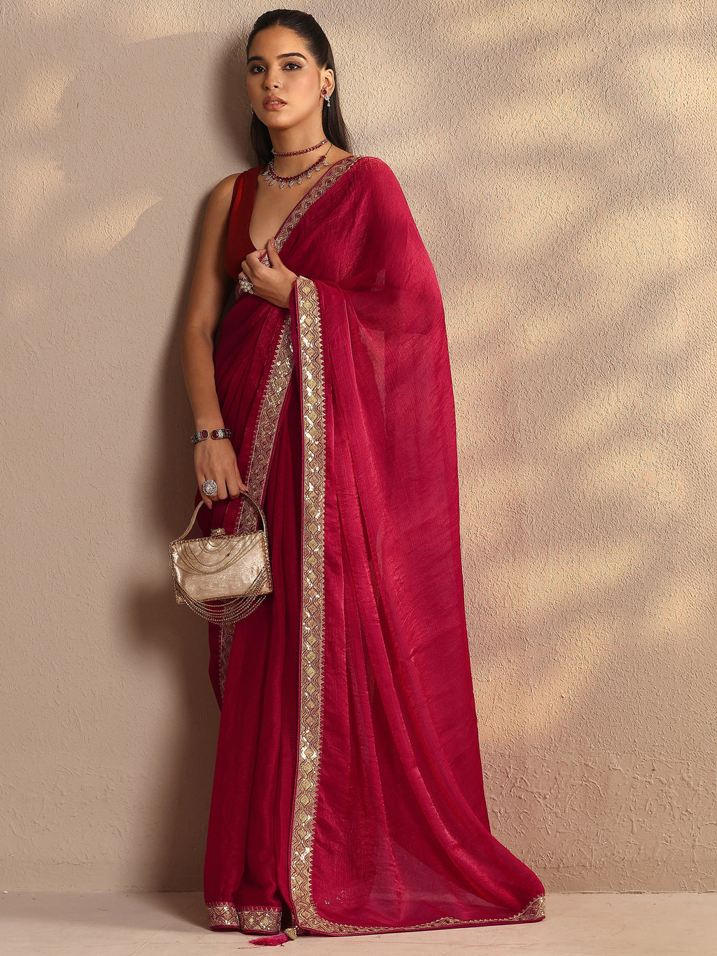 Libas Red Solid Silk Blend Saree With Unstitched Blouse Piece