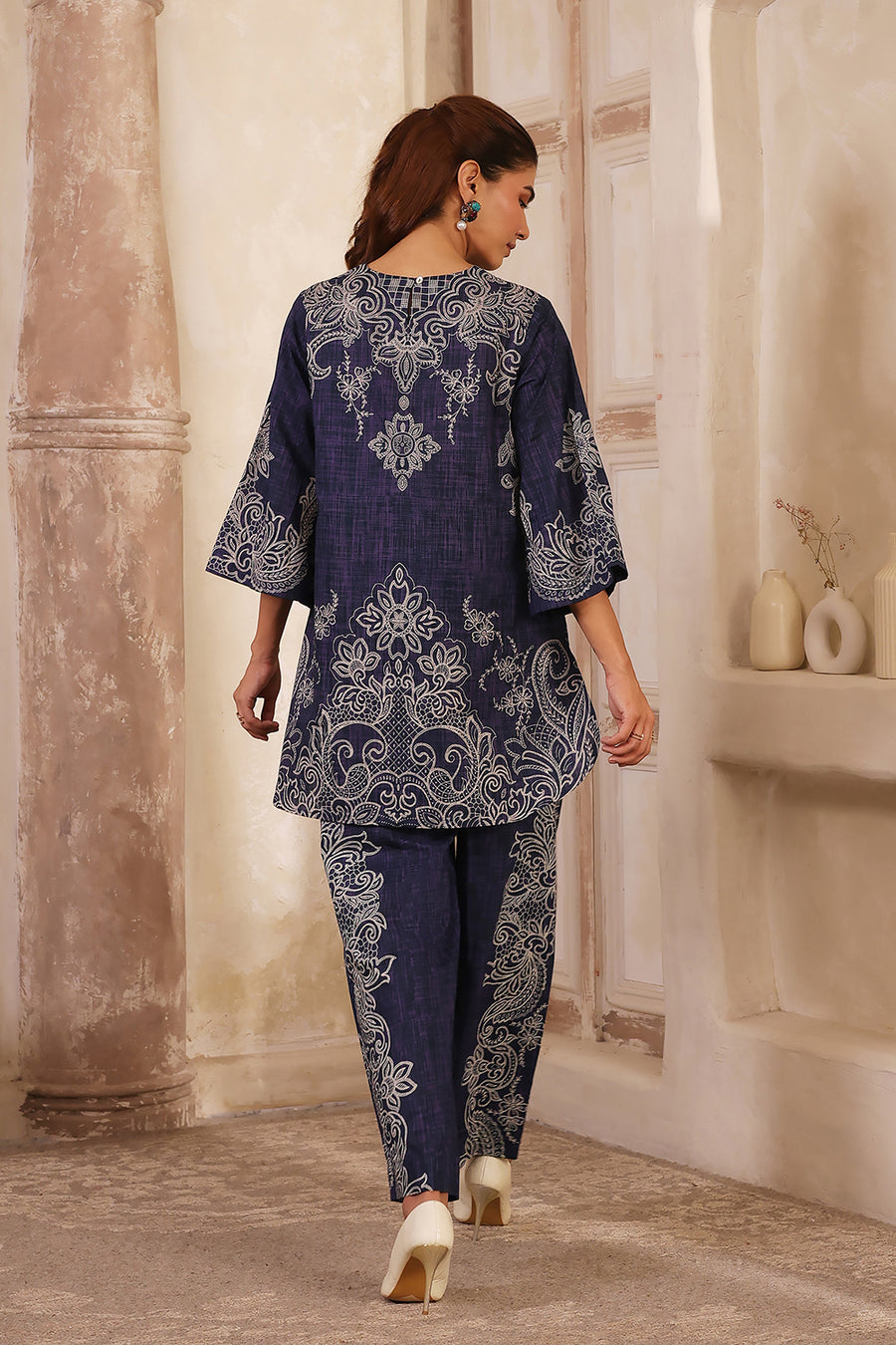 Blue Cotton floral Printed Straight Kurta Set CO87
