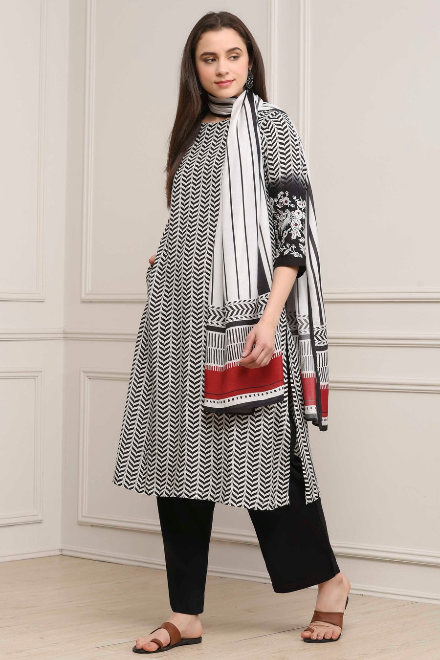 Black Modal Printed Straight Suit Set KS60