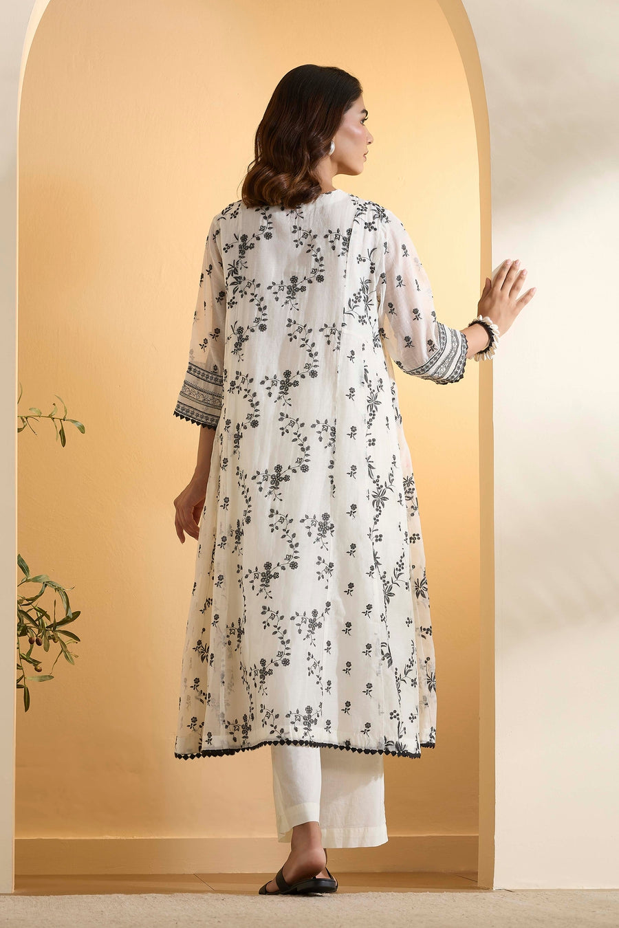 Off-White Cotton Silk Kalidar Kurta Set KS60