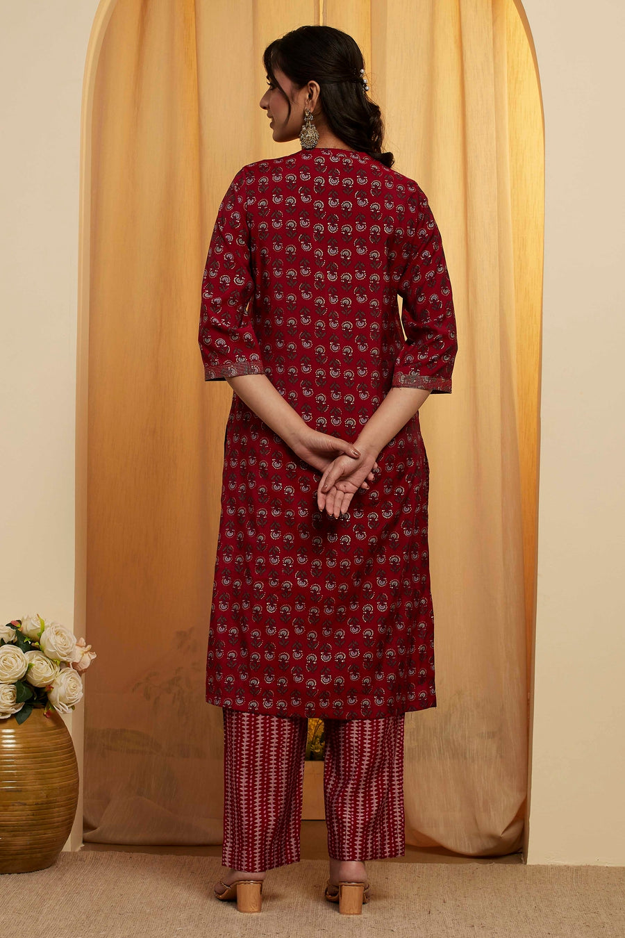 Maroon Floral Printed Straight Kurta Set KS60