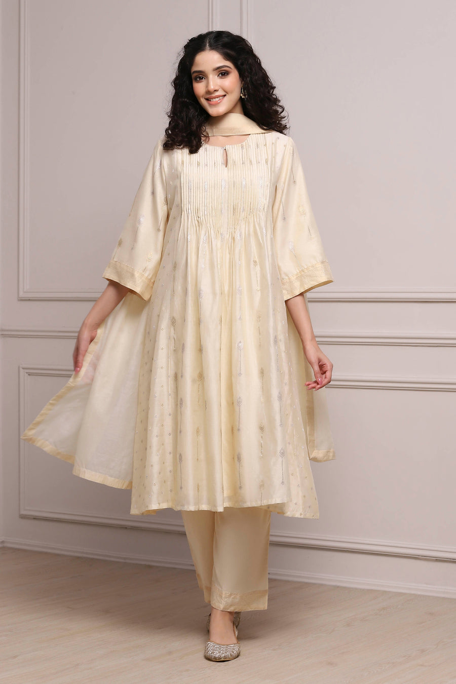 Cream-Colored Silk Metallic Gathered Suit Set A34