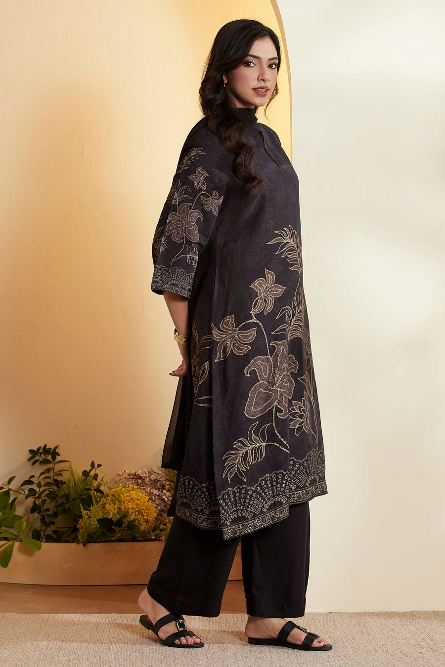 Black Floral Printed Viscose Blend Kurta Set KS60