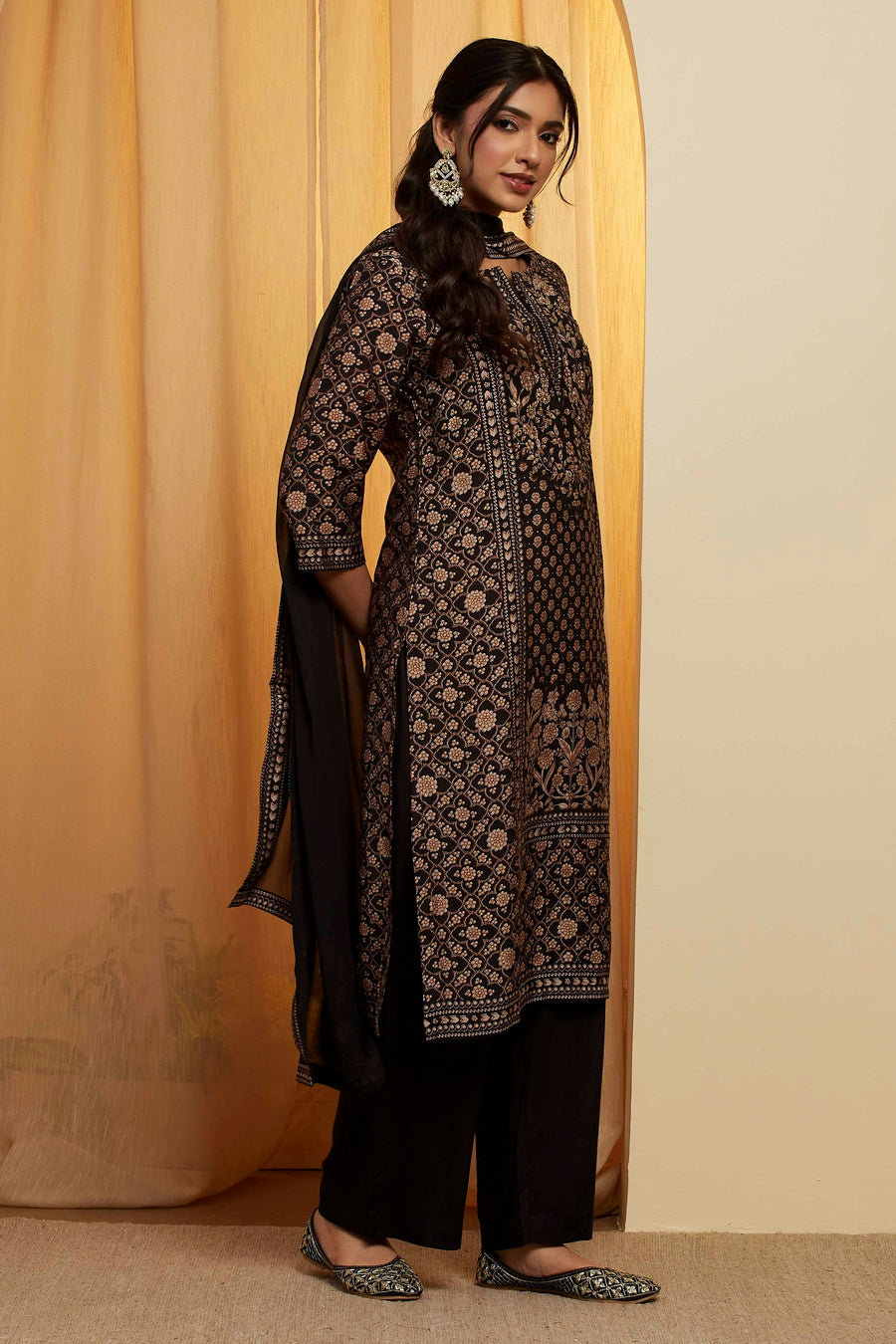 Black Viscose Blend Printed Straight Kurta Set KS60