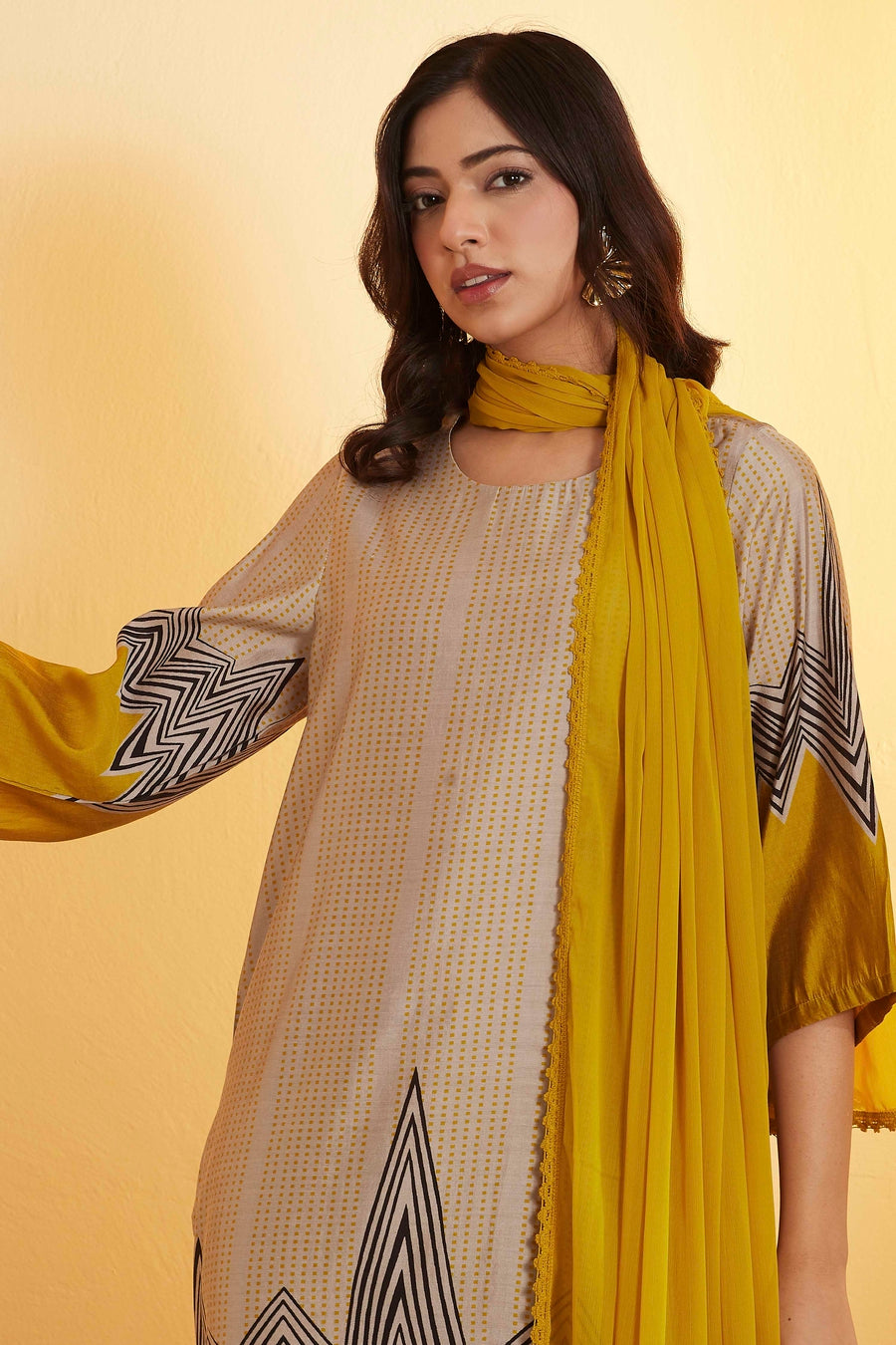 Grey & Beige Viscose Blend Geometric Straight Kurta Set KS60