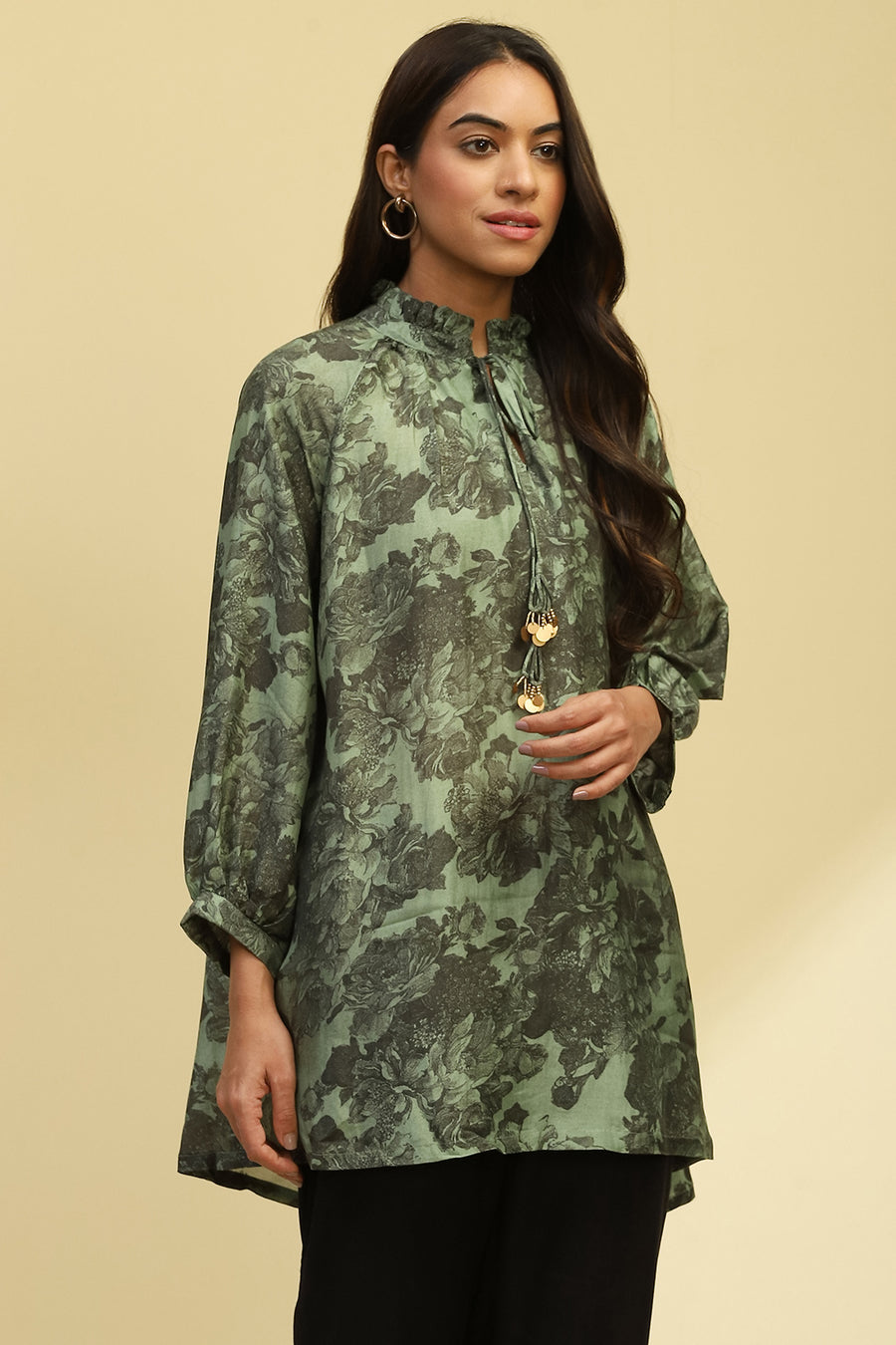 Green Viscose Blend Floral Printed Straight Kurti K60