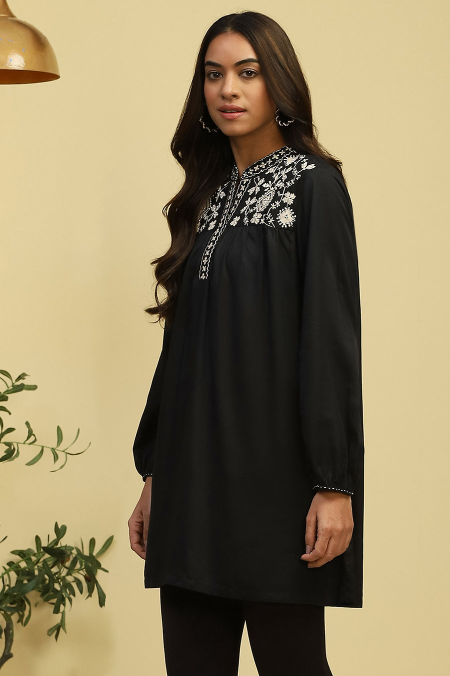 Black Viscose Blend Regular Fit Straight Kurti K60