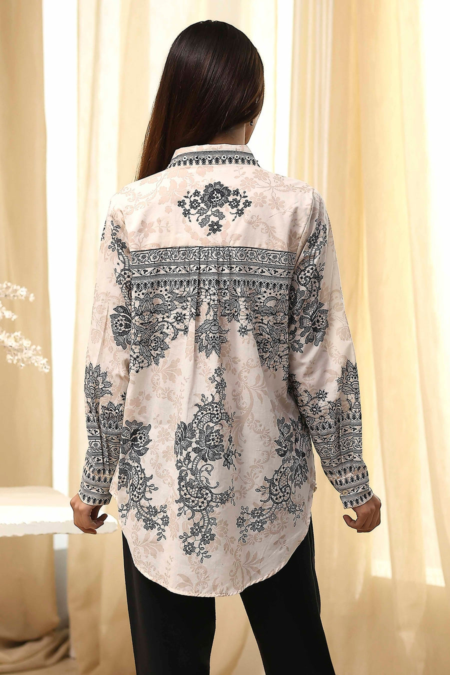 Off-White and Black Cotton Printed Straight Shirt K60
