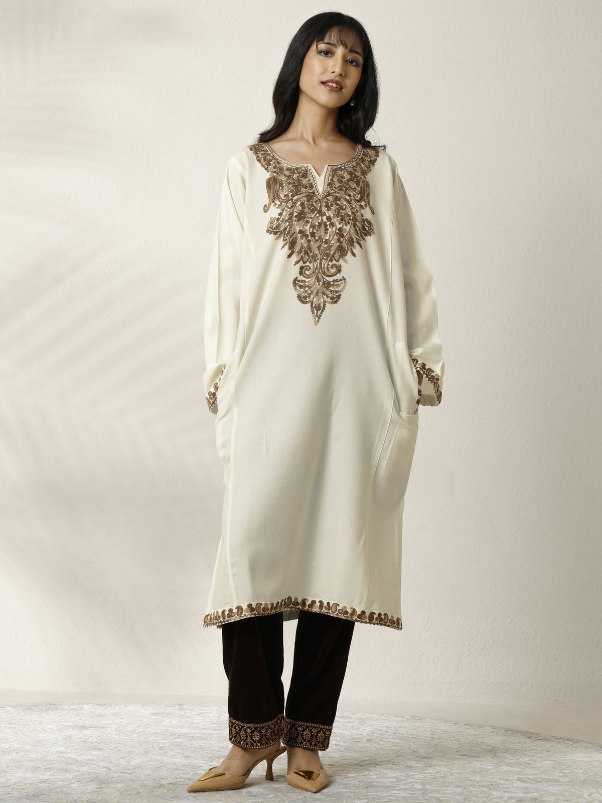 Libas White Embroidered Wool Straight Kurta